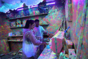 splatter paint room experience